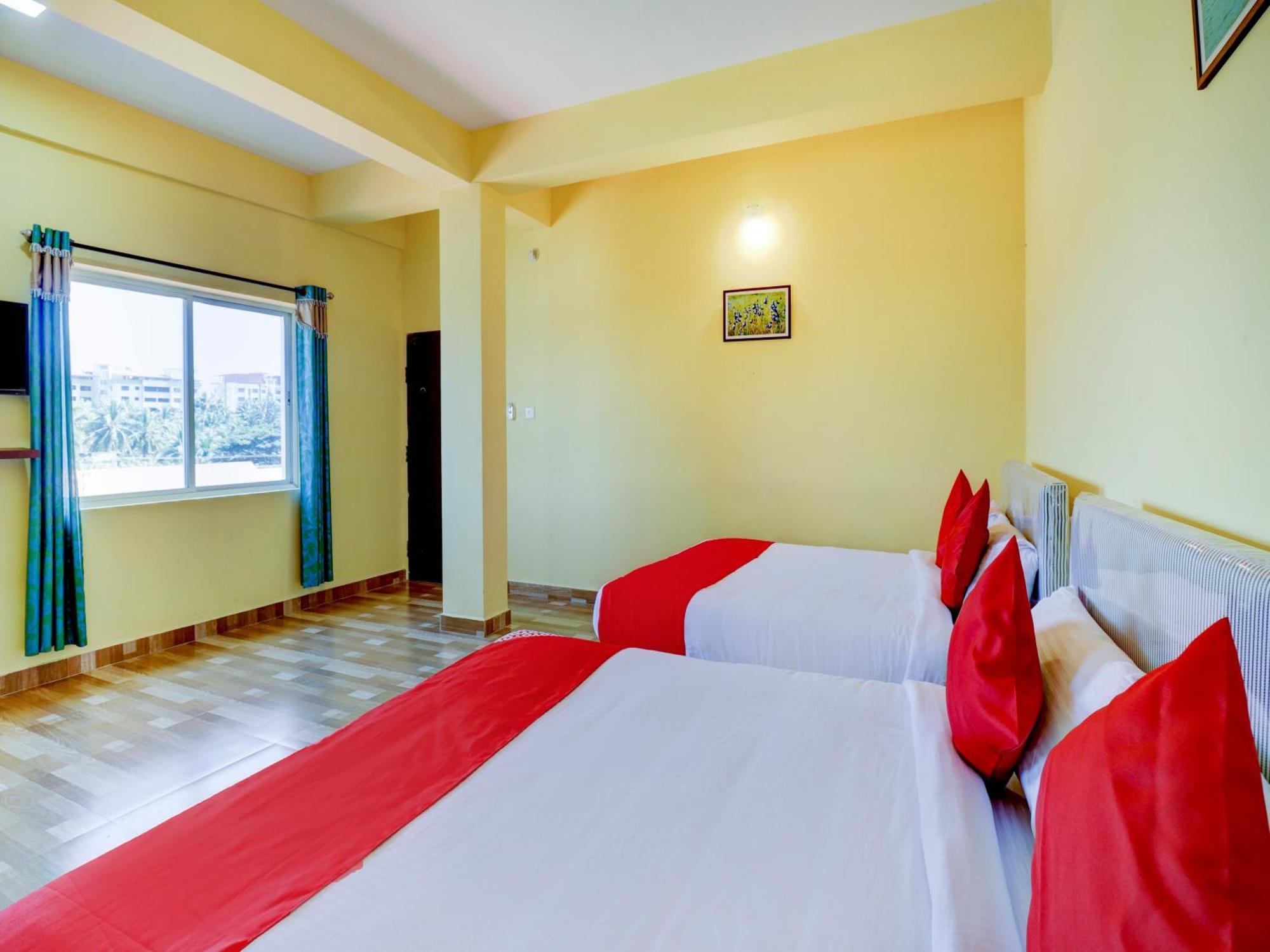 Gaurika Residency Boarding & Lodging - Padubidri Hotel Luaran gambar