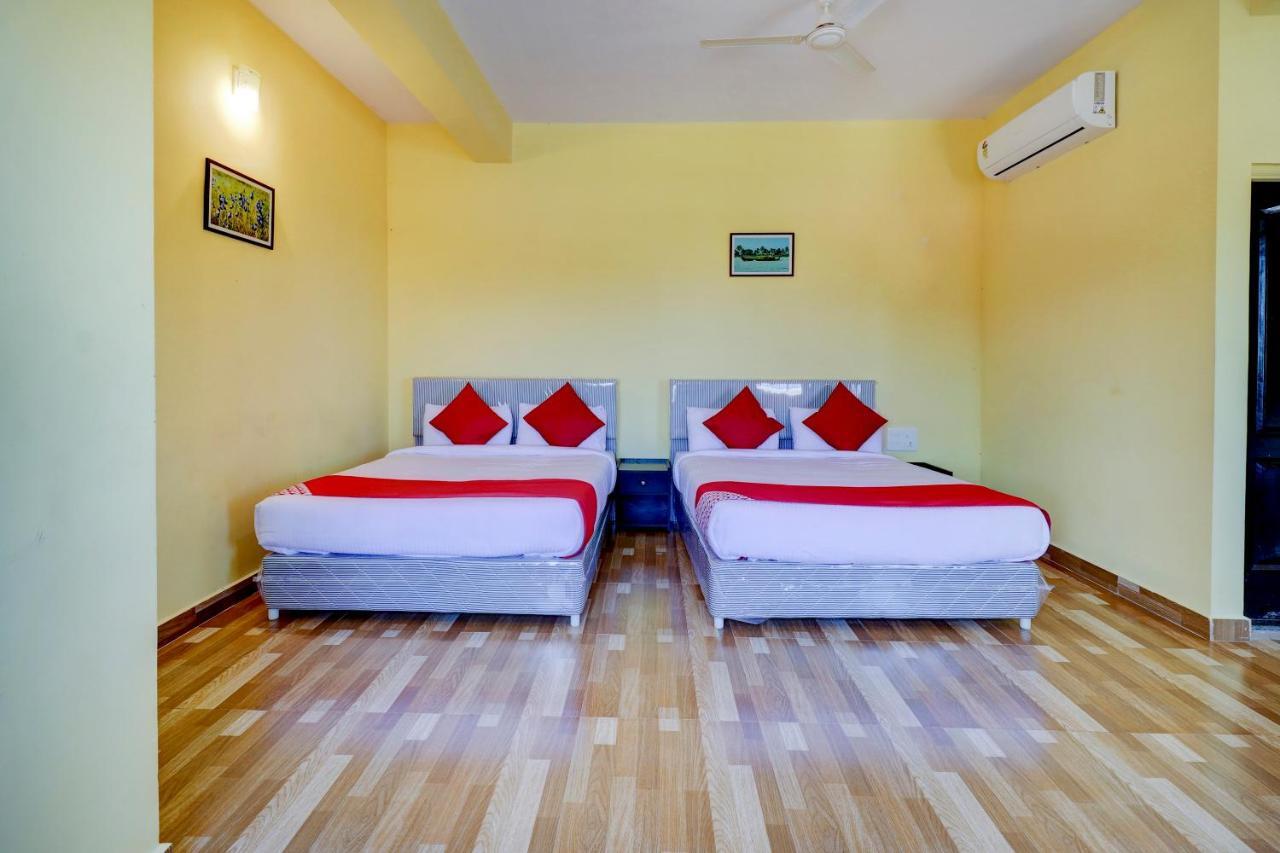 Gaurika Residency Boarding & Lodging - Padubidri Hotel Luaran gambar